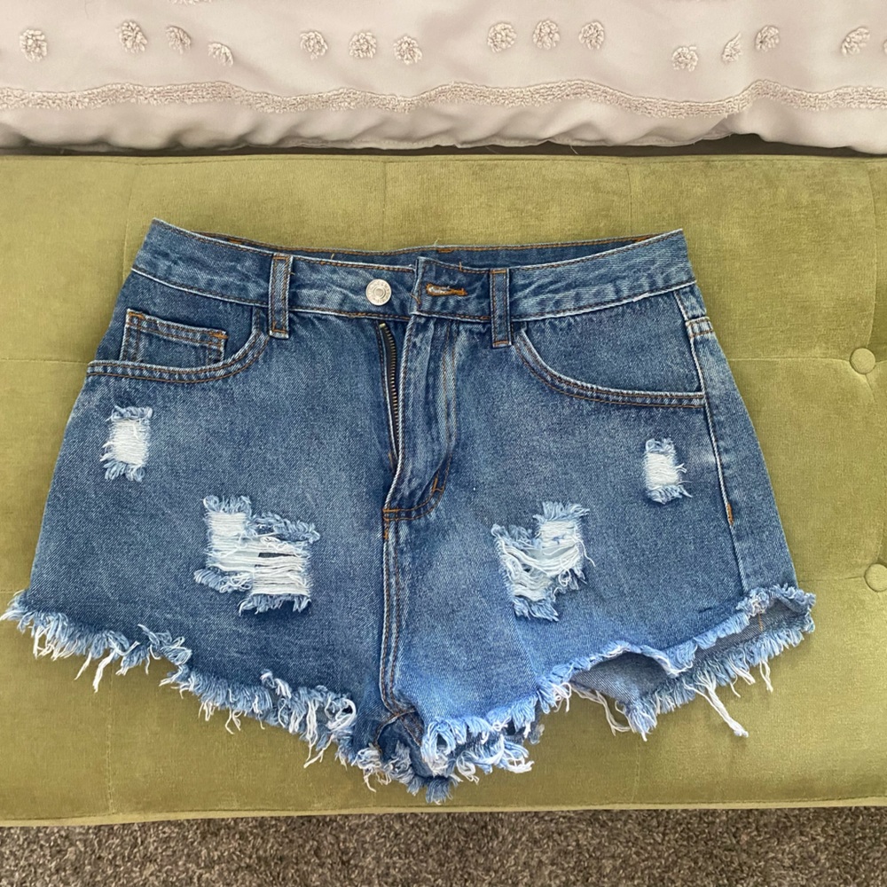 Denim distressed high waisted true-blue shorts